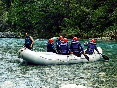 Rafting en el Rio Azul El Bolson Patagonia Argentina